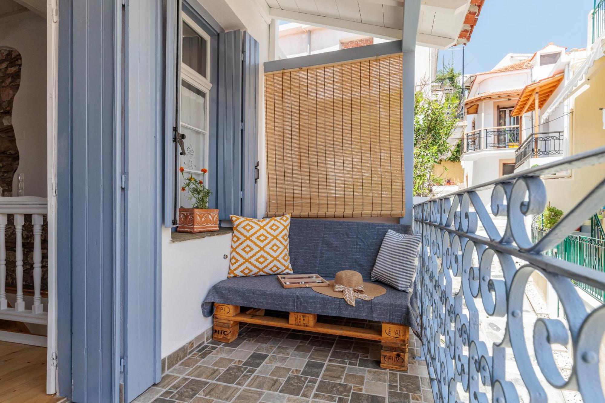 Aikaterini'S House Apartment Skopelos Town Exterior photo